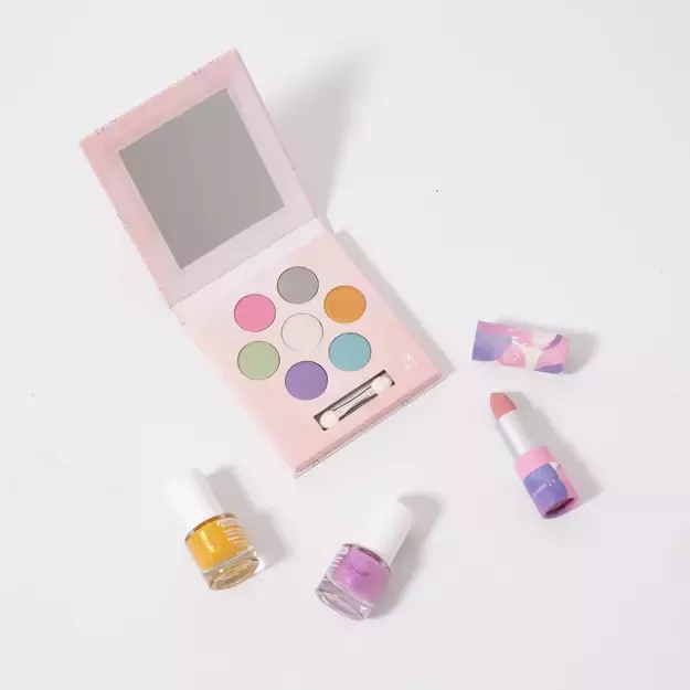Namaki rinkinys My Magical Kingdom 2: Festive Play Makeup Kit